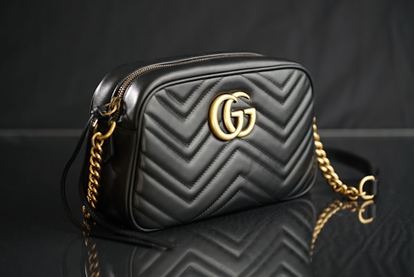 Classic Chain Shoulder Bag